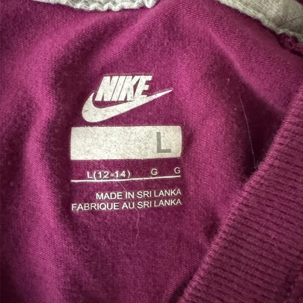 Vintage Nike V-Neck Hooded Long Sleeve Shirt Women’s size Large